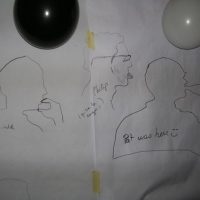 1354925385-102 